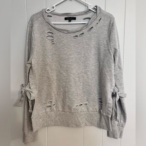Romeo & Juliet sweatshirt Sz M grey‎